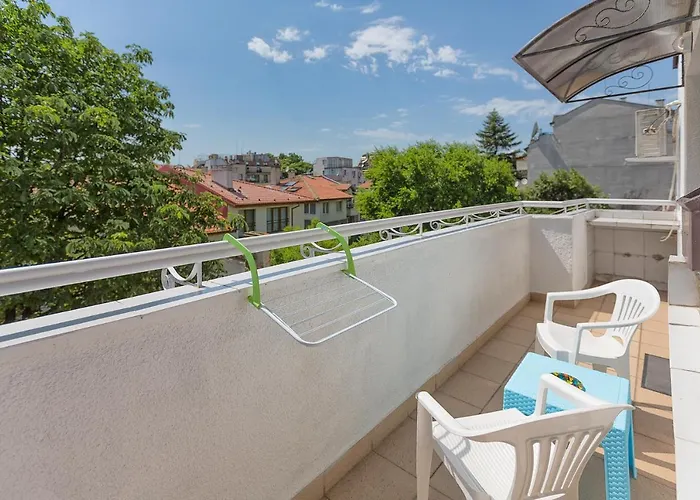 מלון Family Argo